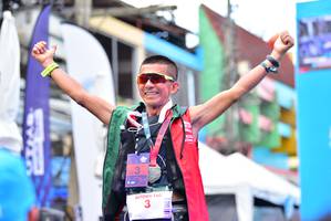 BIB: 100
                            <button type="button" onclick="openModal(21799139)" class="btn btn-primary btn-sm float-right btn-popup" data-toggle="modal" data-target=".modal-high-quality">
                        <i class="fas fa-shopping-cart"></i> Add to Cart
                    </button>
                                            <button type="button" onclick="isThisMe(21799139, true)" class="btn btn-success btn-sm float-right btn-popup btn-isme hidden" data-toggle="tooltip" data-placement="bottom" title="นี่คือรูปของคุณใช่ไหม คลิกที่นี่เพื่อเอาเข้าอัลบั้ม">
                        <i class="fas fa-plus"></i> Add to album
                    </button>
                    <button type="button" onclick="isThisMe(21799139, false)" class="btn btn-warning btn-sm float-right btn-popup btn-isnotme hidden">
                        <i class="fas fa-ban"></i> Remove from album
                    </button>